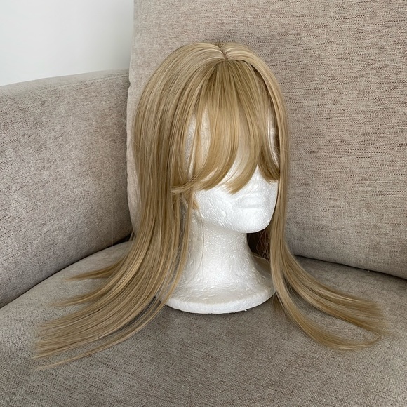 NWT wheat blonde topper light HAND TIED center part with bangs 16-17” new silk - Picture 11 of 16